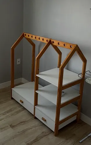 Guarda-roupa infantil 