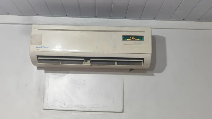 Vendo AR-CONDICIONADO SPLINT 12.000BTUs
