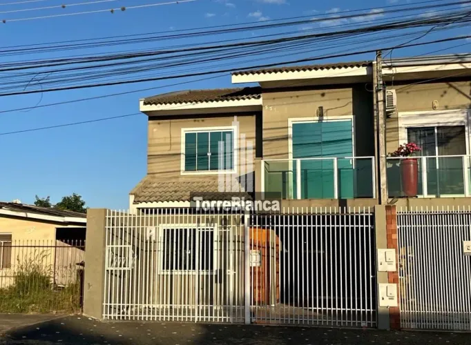 Sobrado à venda com entrada individual , 3 quartos sendo 1 suíte na Ronda, Ponta Grossa, P