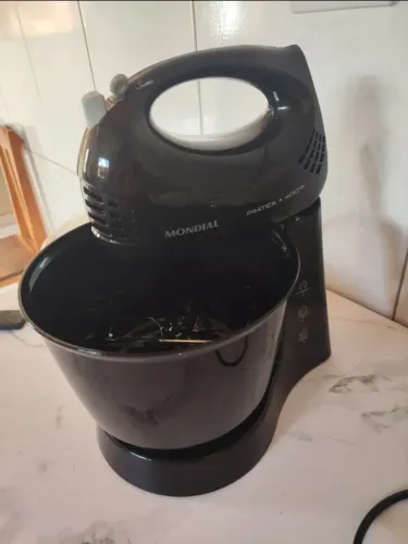 Batedeira Prática Mondial 400W