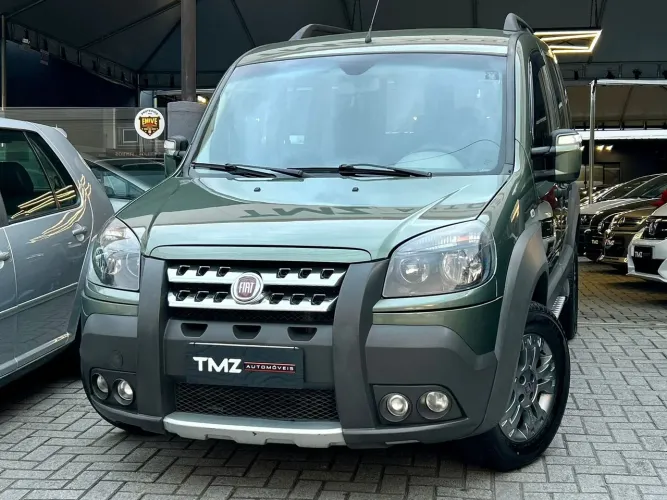 Fiat Doblo Adv. Xingu Locker 1.8 Flex 16V 5P 2013