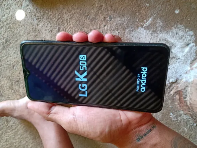 LG k50s todo original fucionado perfeitamente 