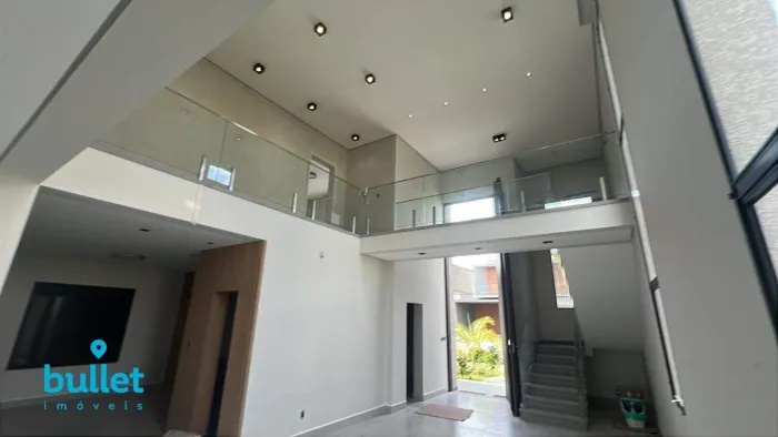 Casa de Alto Padrão com Ambientes Amplos e Acabamentos Sofisticados