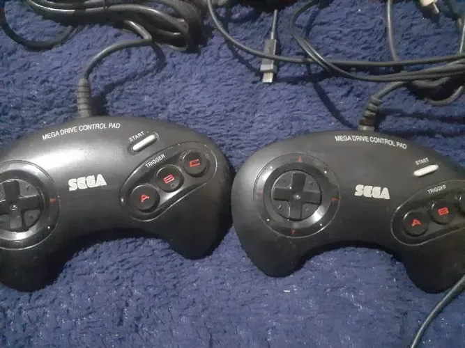 Dois Controle Mega Drive Original !!!