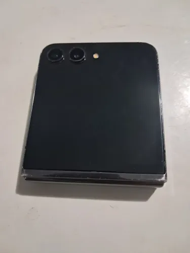 Samsung Galaxy z flip 5