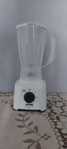 Liquidificador Arno usado em ótimo estado