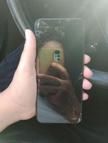 Celular Redmi10C Quebrado 
