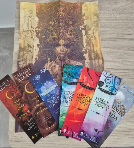 Kit Marcadores de páginas e poster Corte de espinhos e rosas e Cidade da Lua Crescente