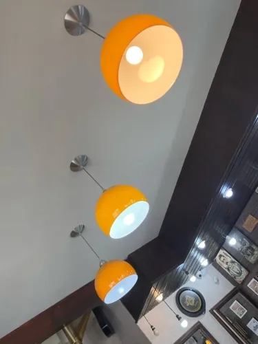 Lustre amarelo