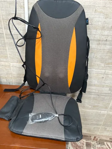 Vende-se assento massageador Shiatsu Deluxe RM-AS2950A. Com vibração e aquecimento.