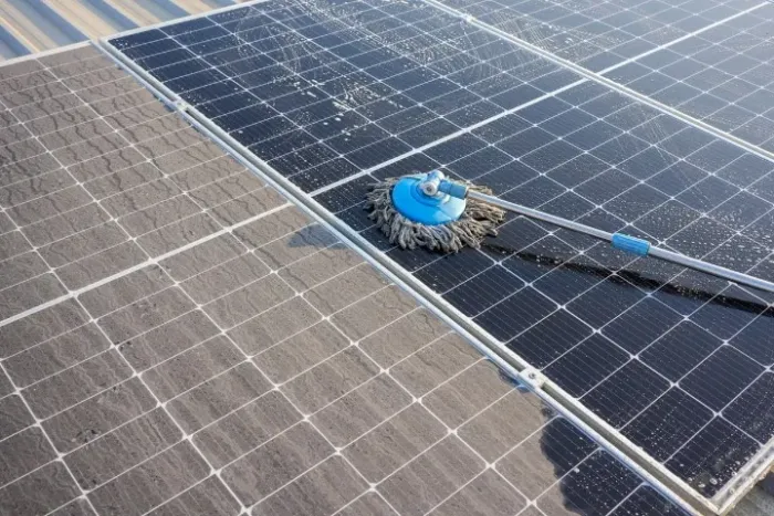 Lavador de placa solar