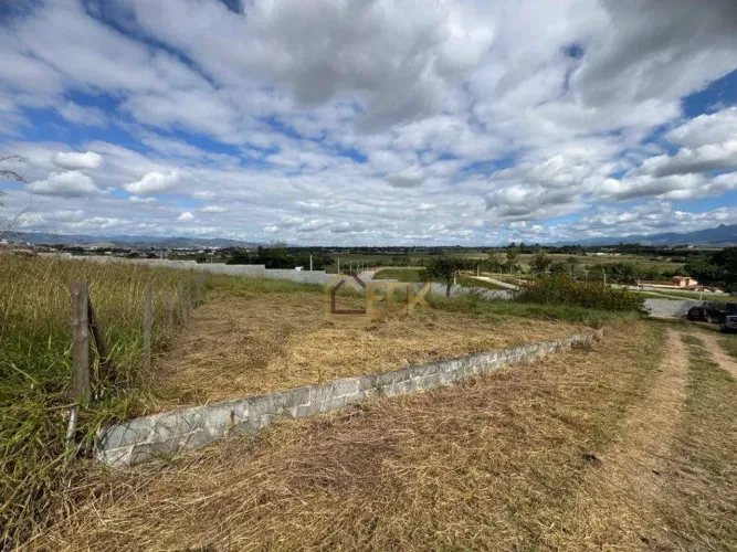 Terreno à venda, 1131 m² por R$ 244.000 - Chácaras Piagui - Guaratinguetá/SP