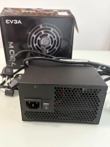 Fonte EVGA 700W 80 Plus White