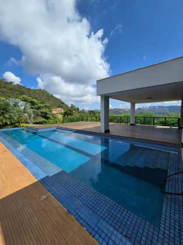 Excelente casa no Condominio  Ipê da Serra c/ 4 quartos c/ área de lazer - Nova Lima  MG