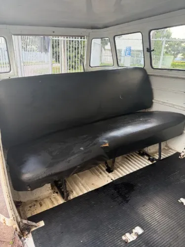 Banco Kombi 