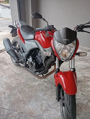 Cb 300