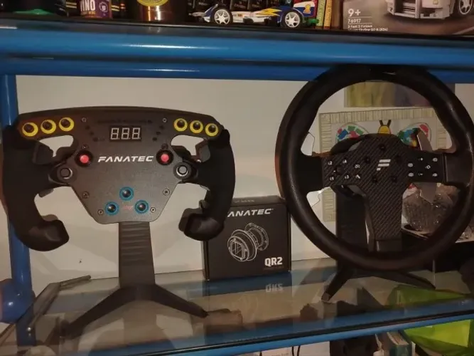 Suporte para Volante Fanatec