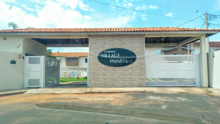 Casa Condomínio Village Paineiras- Penápolis