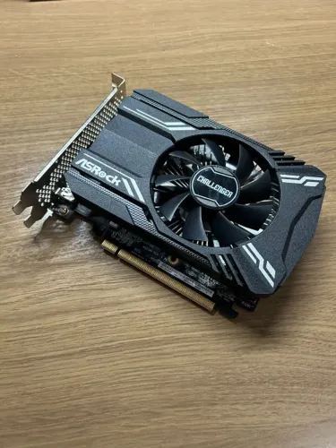 Asrock Rx 6400 4GB