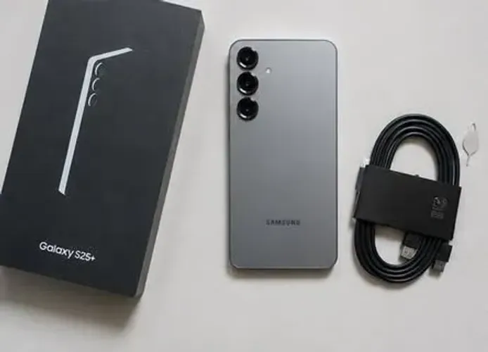 S25 plus