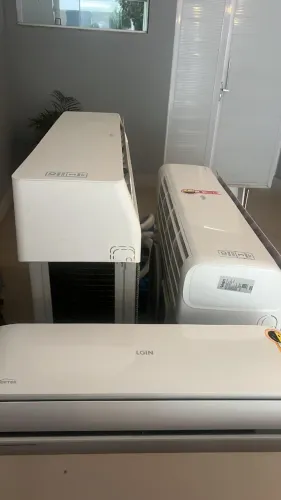 AR-CONDICIONADO ELGIN 24.000 BTUs - QUENTE/FRIO - 220V