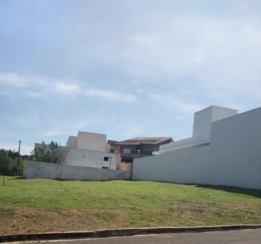 Vendo terreno condomínio Village campo novo. Excelente localização