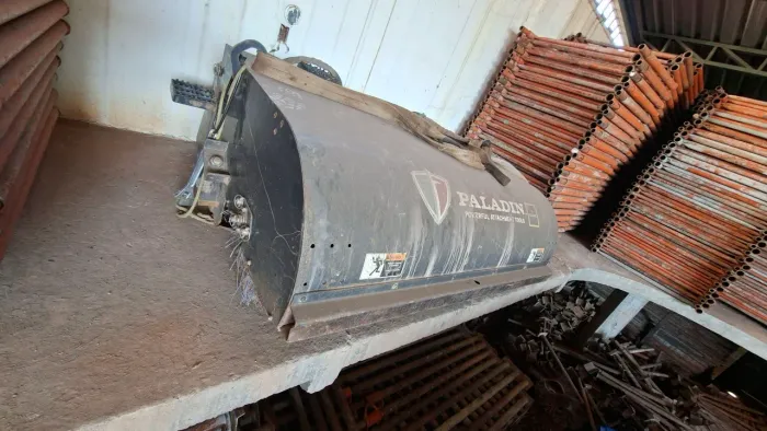 Vassoura Recolhedora Paladin 60pol