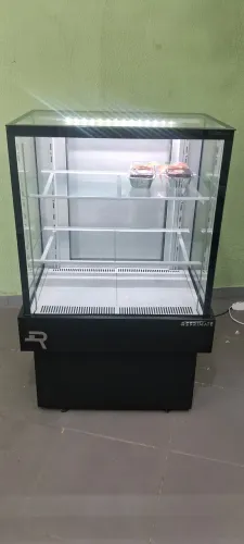 Vitrine de bolo