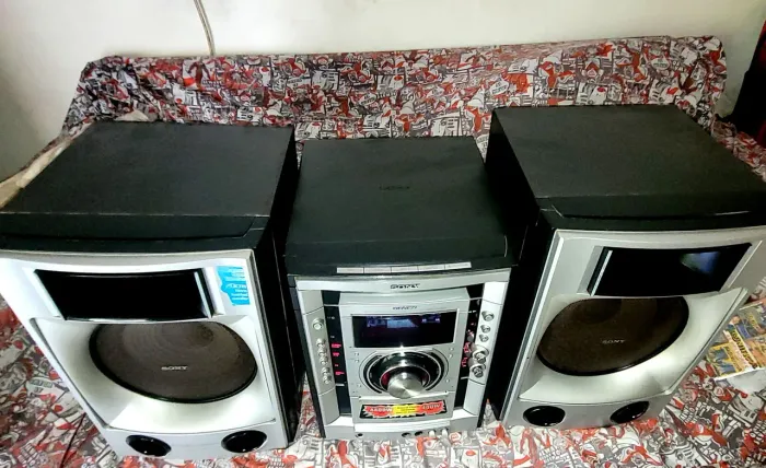 SOM SONY GNX60 MUITO BOM E ÓTIMA QUALIDADE