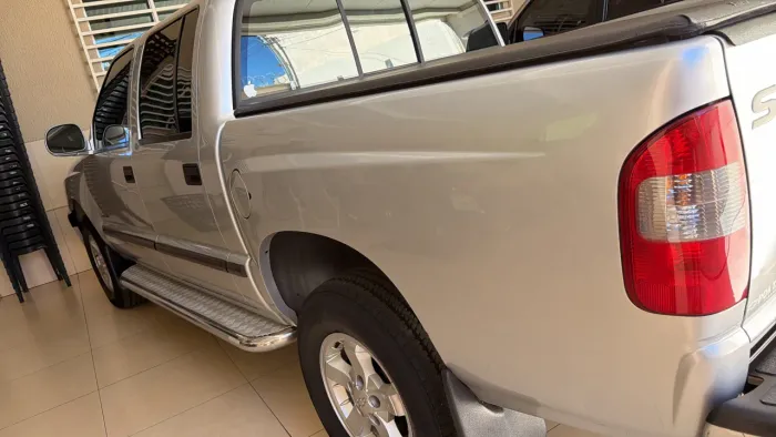 Chevrolet S10 P-up Tornado 2.8 TDI 4x2/4x4 CD Dies 2005