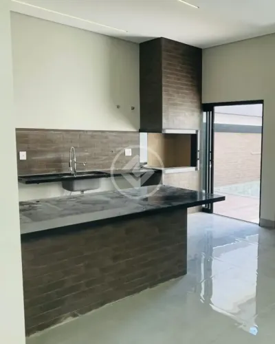 Casa com Piscina Aquecida e Cascata à Venda no Condomínio Primor das Torres codigo: 148007