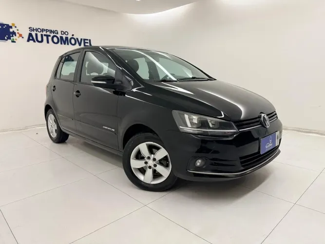 Volkswagen Fox Comfortline 1.6 Flex 8V 5P 2018
