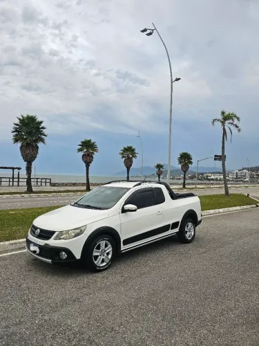 Volkswagen Saveiro Cross 1.6 MI Total Flex 8V CE 2013