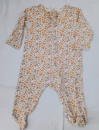 Roupa carter's para bebês de 3 a 6 meses - Ótim estado de conservação