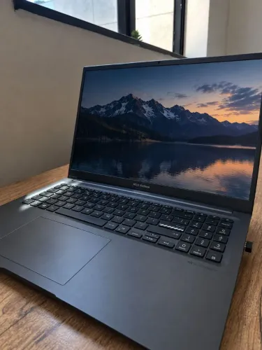 ASUS VIVOBOOK 16X - 16GB - RTX 2050