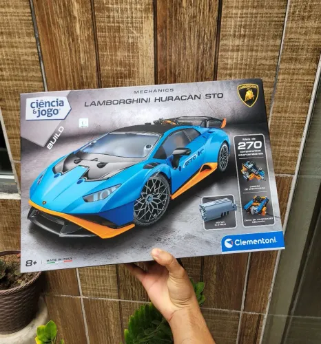 Lamborghini Huracán STO 270 peças Clementoni