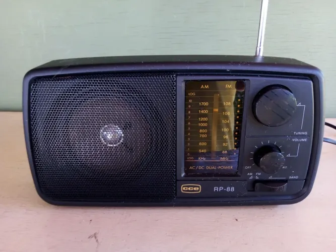 Rádio CCE