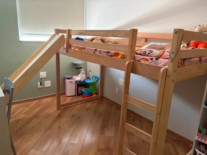 Cama Elevada Infantil com Escorregador