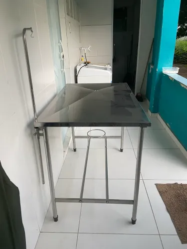 Mesa de atendimento em aço inox