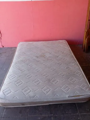 Colchão de casal molas ensacadas 