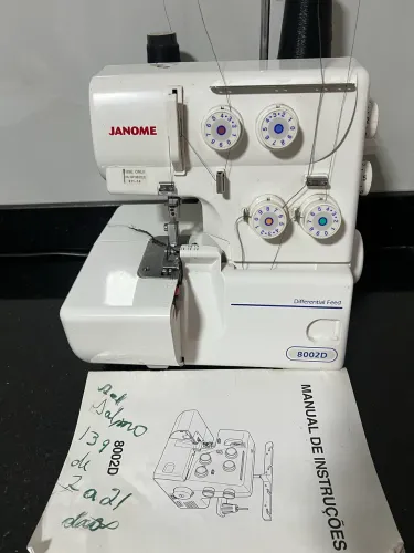 Máquina De Costura Overloque 8002d Janome 220v