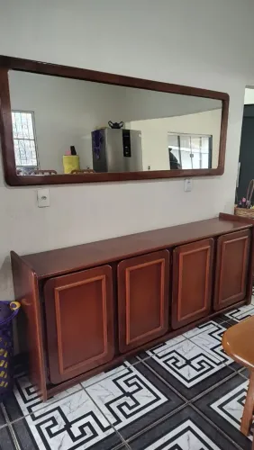 Balcão com espelho