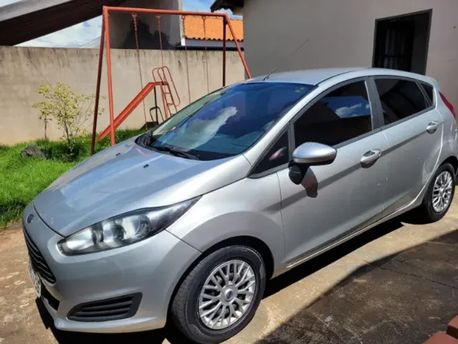 Ford Fiesta 1.5 16V Flex Mec. 5P 2014