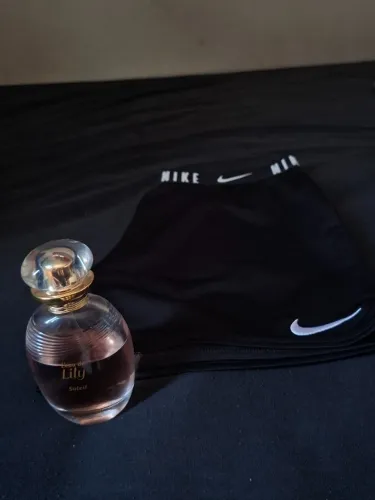 Short nike/lily soilet