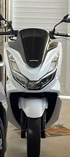 PCX 2025/2025 muito nova. 