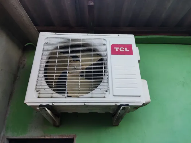 Ar condicionado perfeito estado