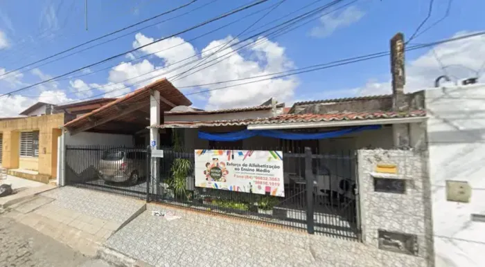 Imóvel para venda tem 187 metros quadrados com 4 quartos em Neópolis - Natal - RN