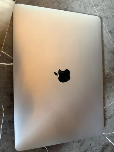 MacBook Chip M1 2022