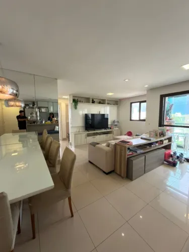 Apartamento à Venda 2 Quartos (1 Suíte) 77m² Climatizado Jardins de Provence Calhau  São 