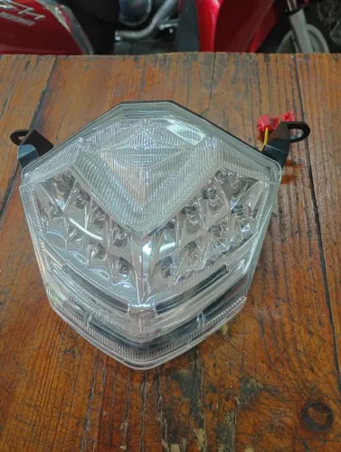 Lanterna LED CBR 600RR